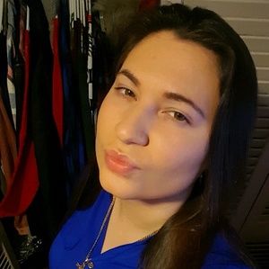 Meet your Posher, Christa